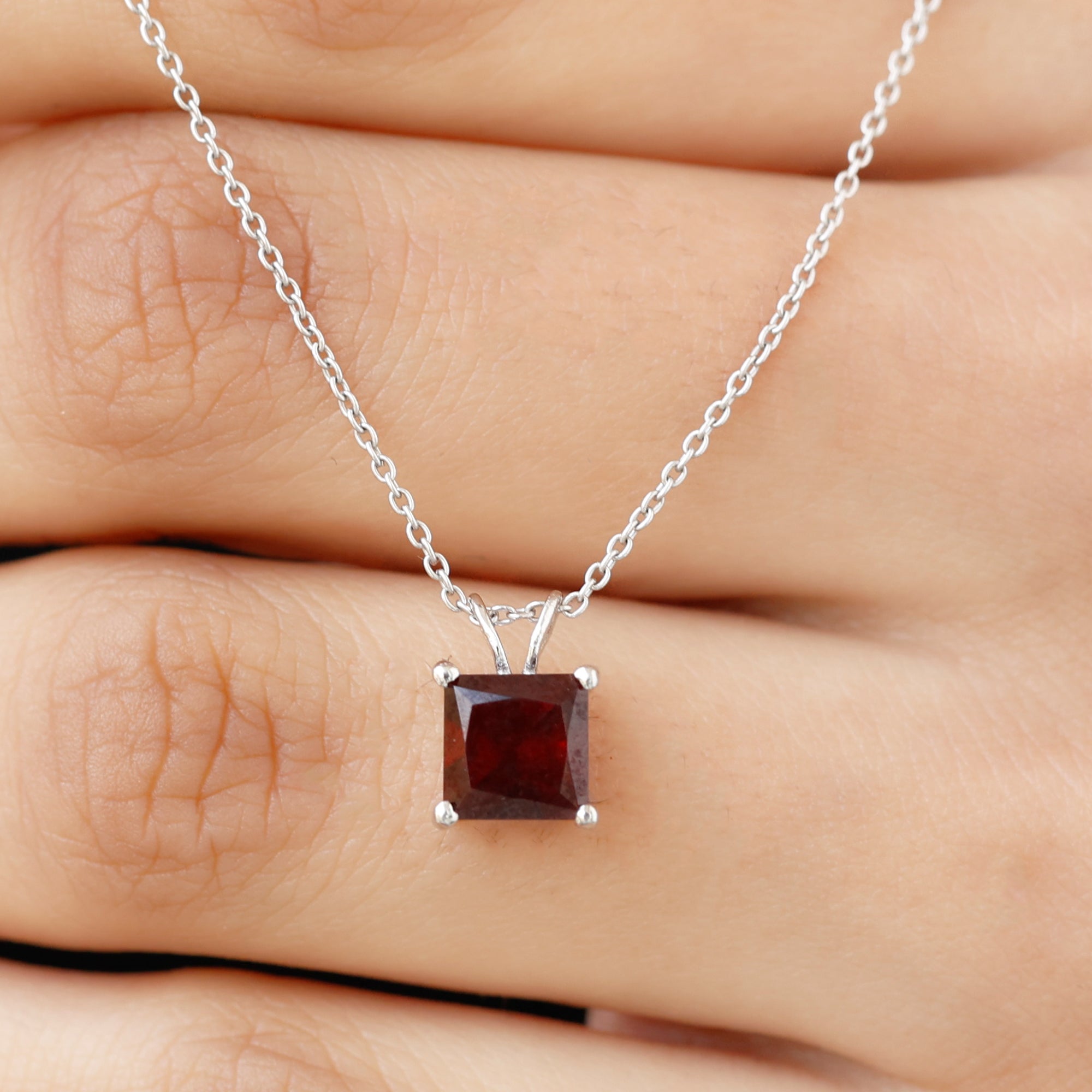 1.50 CT Princess Cut Garnet Solitaire Pendant Garnet - ( AAA ) - Quality - Rosec Jewels